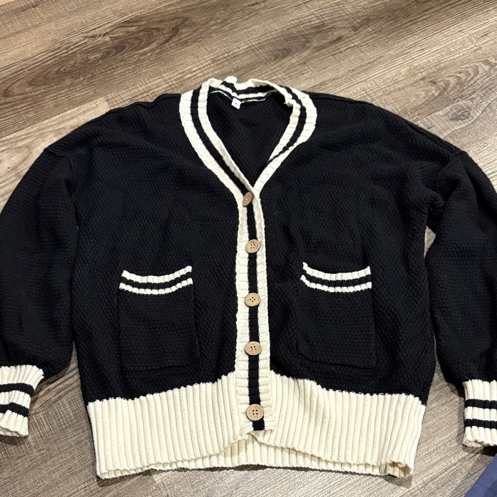 Black and White Women's Cardigan Sweater